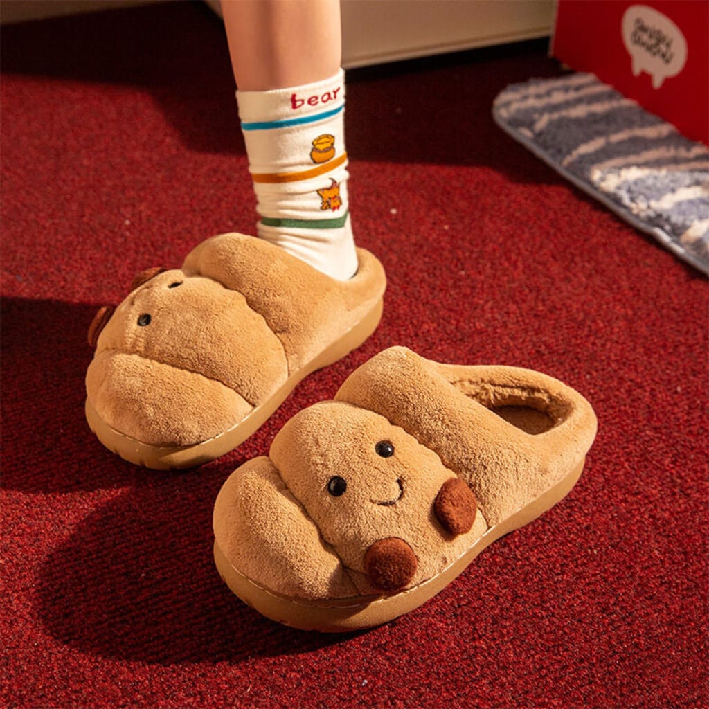 Croissant Hugs Flip-flops