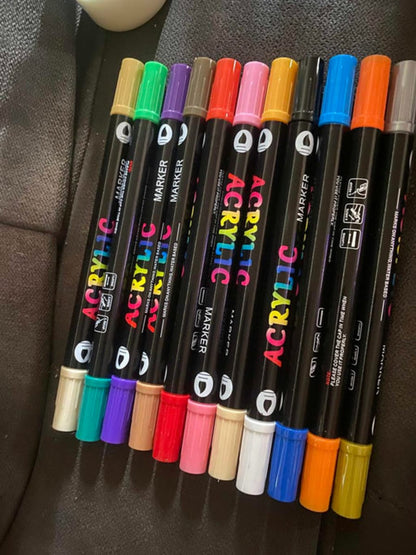 Dual-Tip Acrylic Paint Markers Set